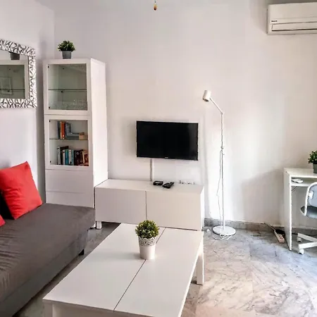 Ana Apartment *